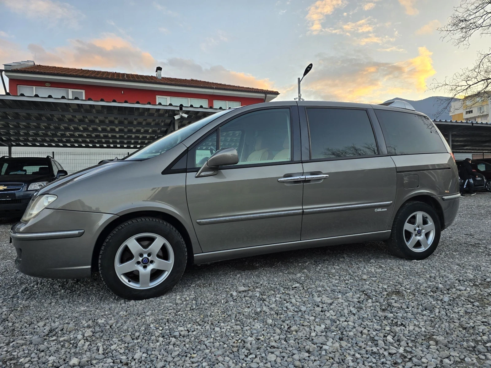 Lancia Phedra 2.0JTD 136 7MECTA - изображение 7