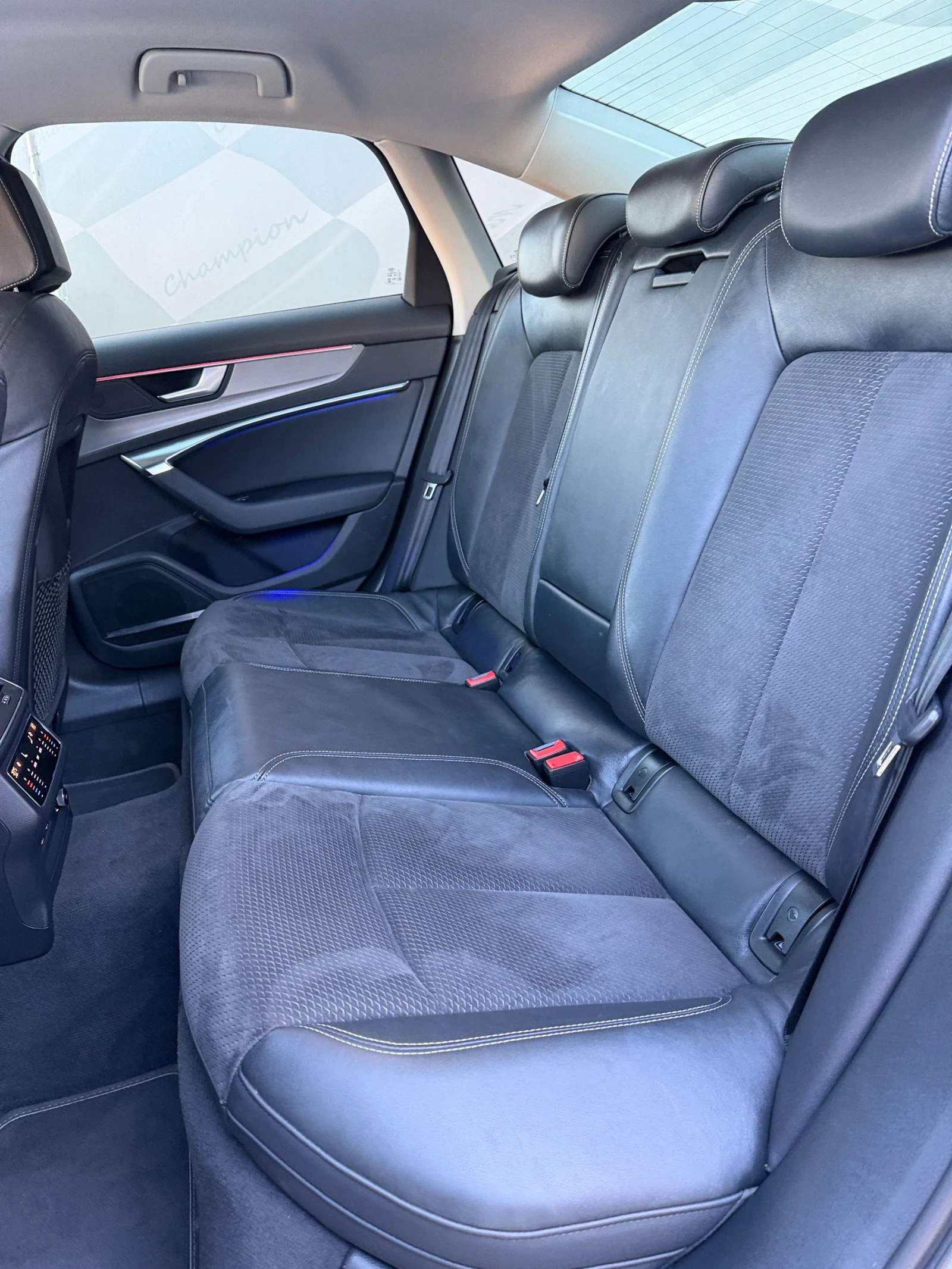 Audi S6 Бартер лизинг, снимка 8 - Автомобили и джипове - 53991010