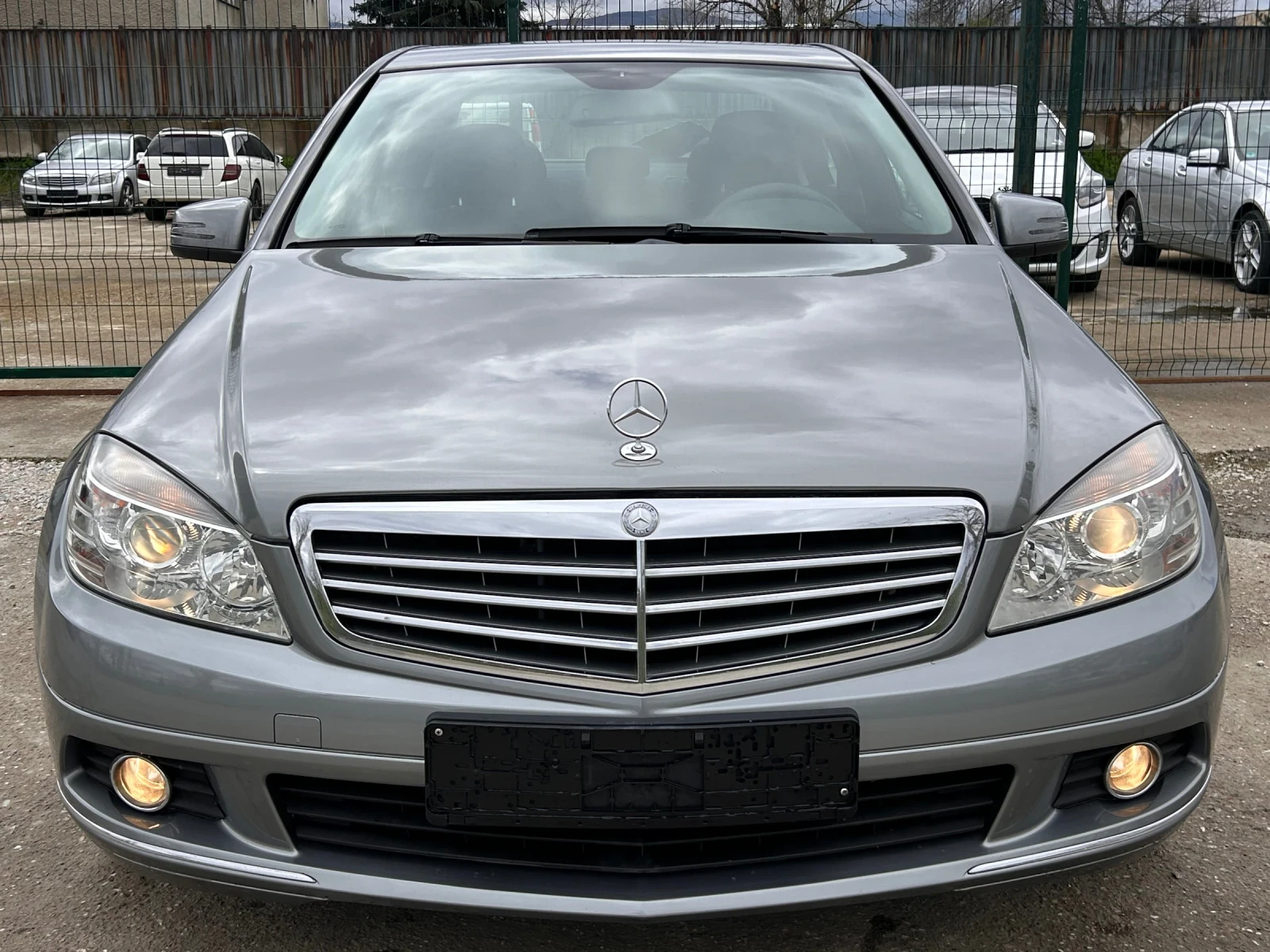 Mercedes-Benz C 200, снимка 9 - Автомобили и джипове - 54083514