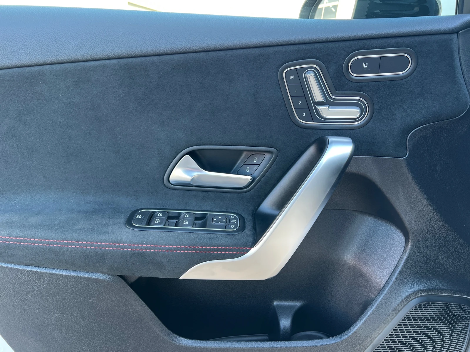 Mercedes-Benz A 200 d, снимка 10 - Автомобили и джипове - 54205973