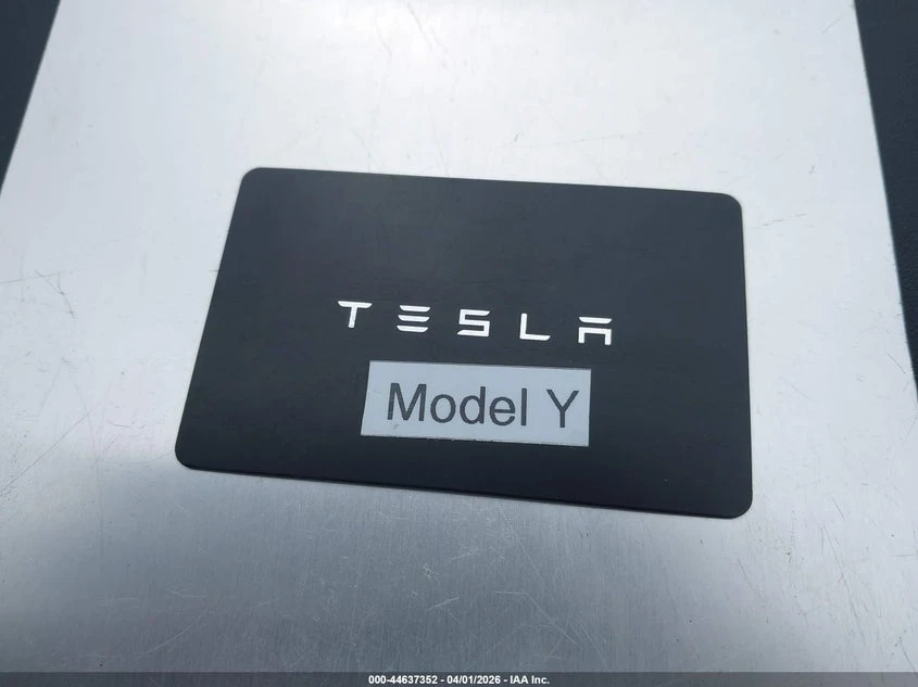 Tesla Model Y Long Range AWD, снимка 11 - Автомобили и джипове - 54323133