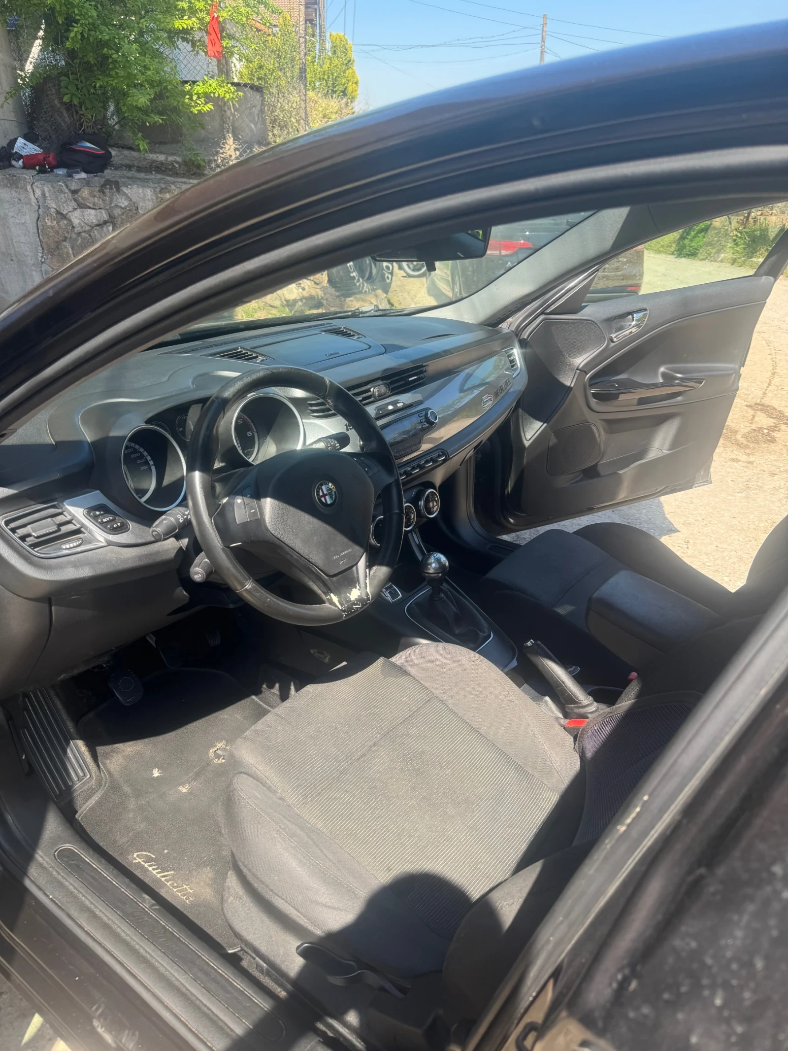 Alfa Romeo Giulietta, снимка 7 - Автомобили и джипове - 54650771
