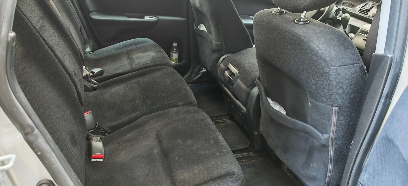 Honda Fr-v 2.2CDTI, снимка 8 - Автомобили и джипове - 54680660