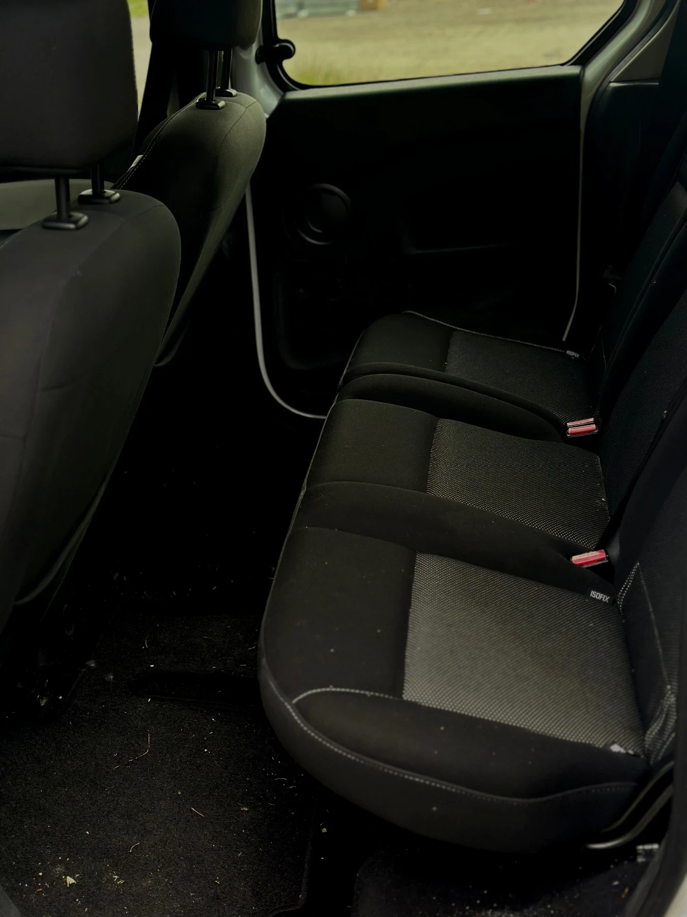 Renault Kangoo  1.2 turbo  114к.с.  4-цилинтъра  6-скорости  , снимка 12 - Автомобили и джипове - 54858075