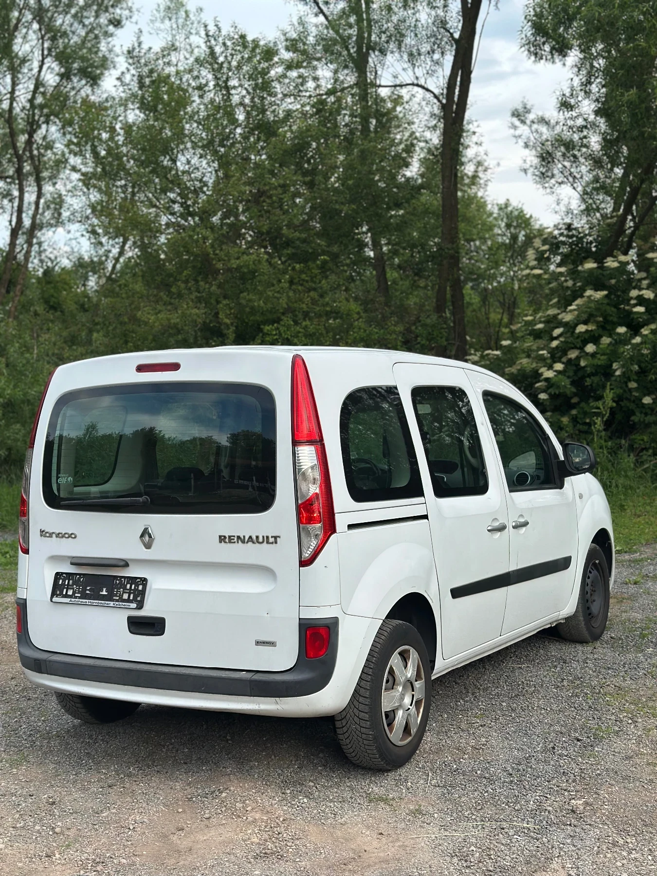 Renault Kangoo  1.2 turbo  114к.с.  4-цилинтъра  6-скорости  , снимка 7 - Автомобили и джипове - 54858075