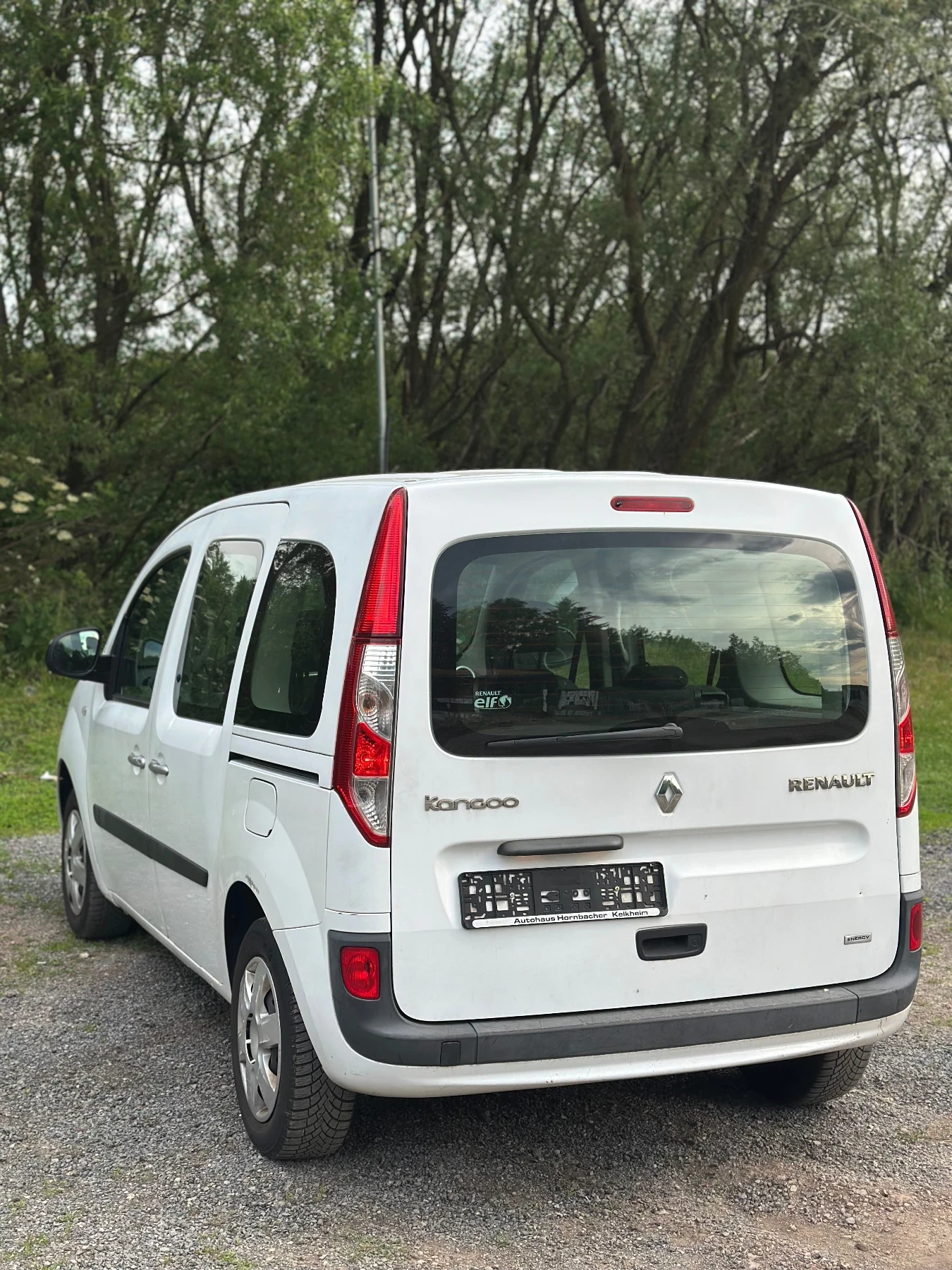 Renault Kangoo  1.2 turbo  114к.с.  4-цилинтъра  6-скорости  , снимка 8 - Автомобили и джипове - 54858075