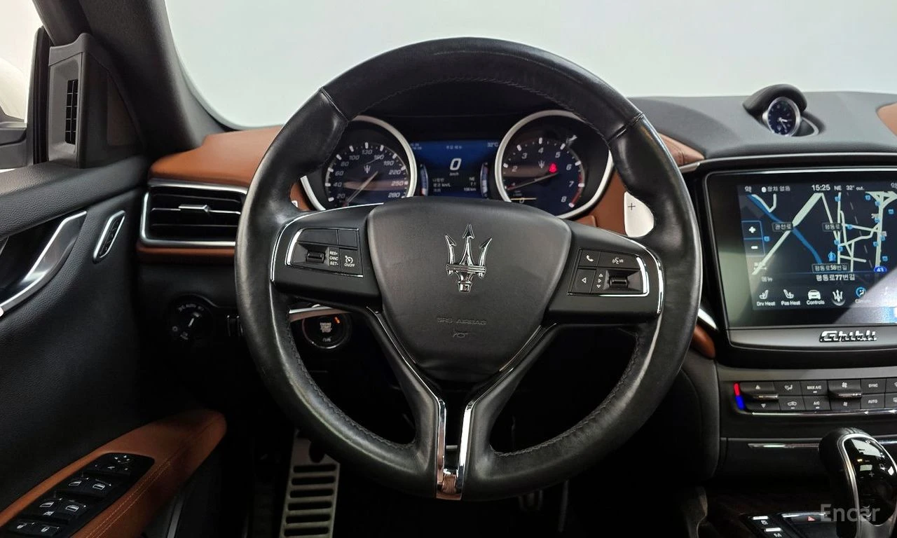 Maserati Ghibli 3.0S* 3rd GEN* НАВИГАЦИЯ* ПОДГРЕВ, снимка 4 - Автомобили и джипове - 54961232