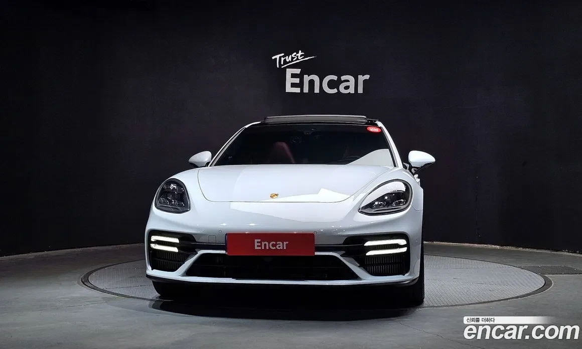 Porsche Panamera 4 SPORT CHRONO| MATRIX| ADAPTIVE AIR SUSP| SOFT CL, снимка 2 - Автомобили и джипове - 55061478
