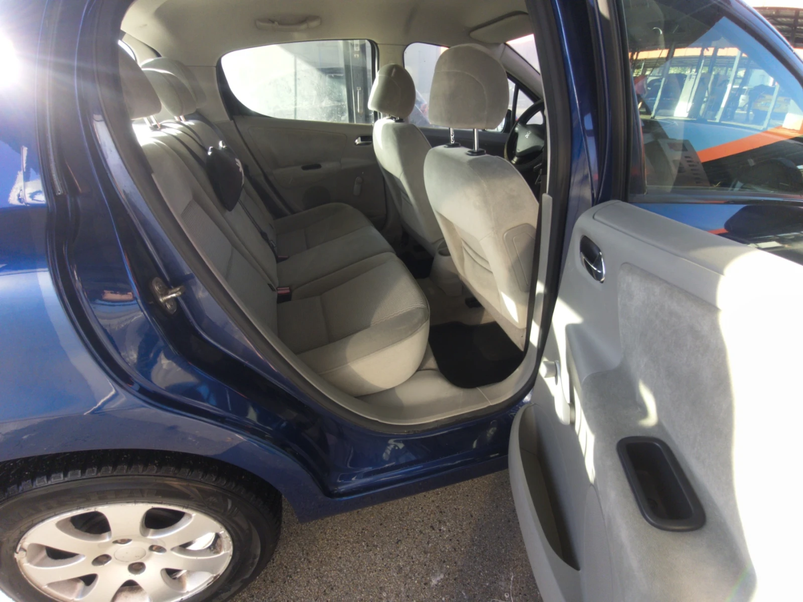 Peugeot 207 1.4 KFU(�������� �����)!!!136000km.!!! | Mobile.bg � ����������� 11