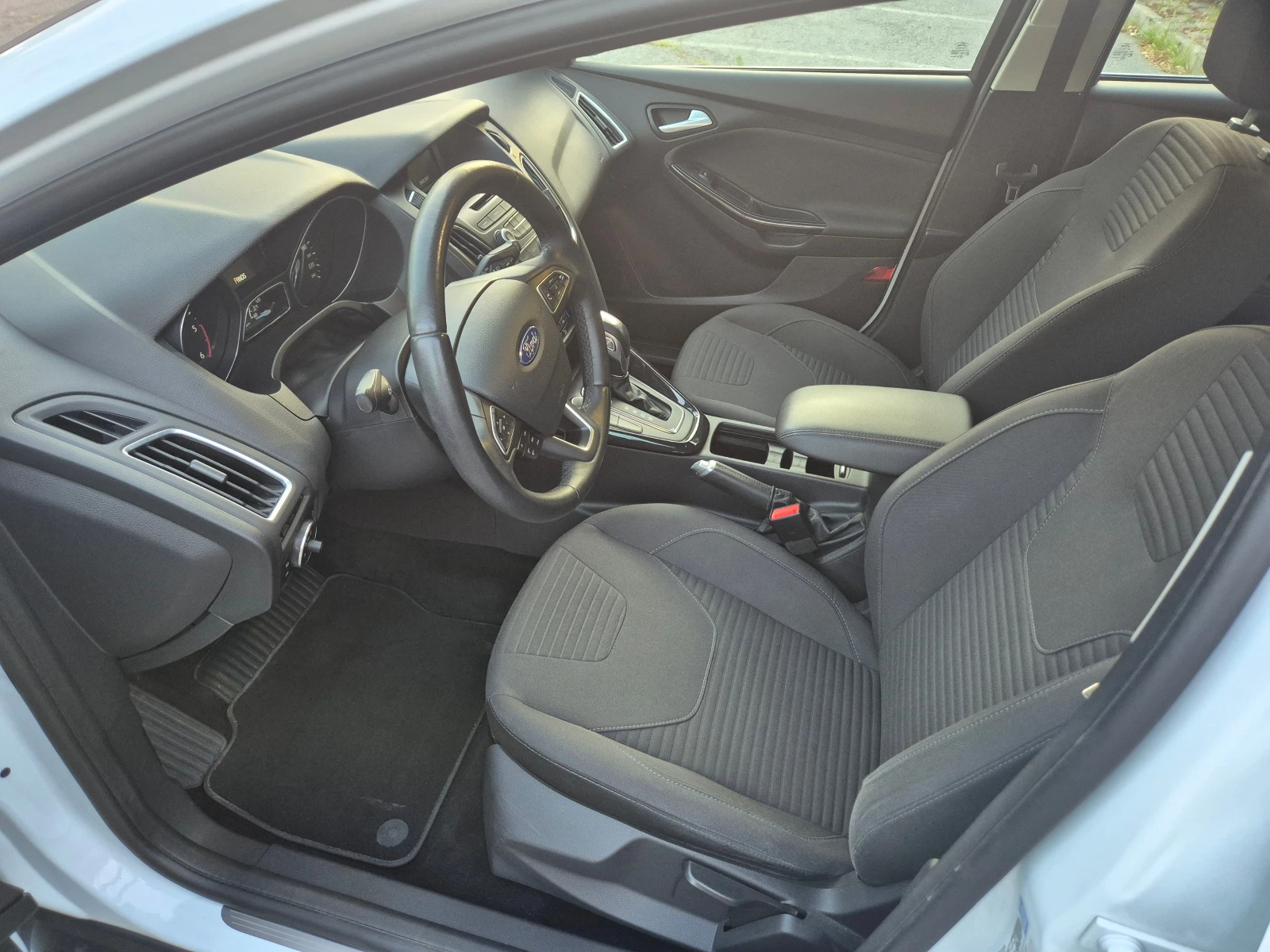Ford Focus 2.0 TDCI 150кс AUTOMATIC | 67 000 км, снимка 8 - Автомобили и джипове - 55753769