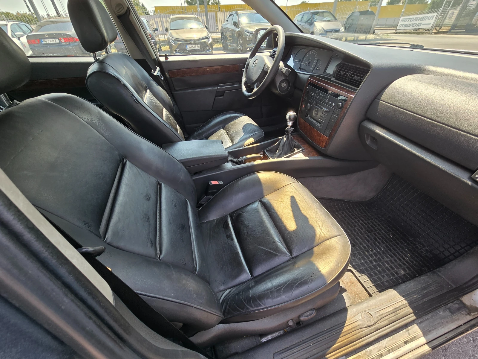 Opel Omega, снимка 6 - Автомобили и джипове - 55805633
