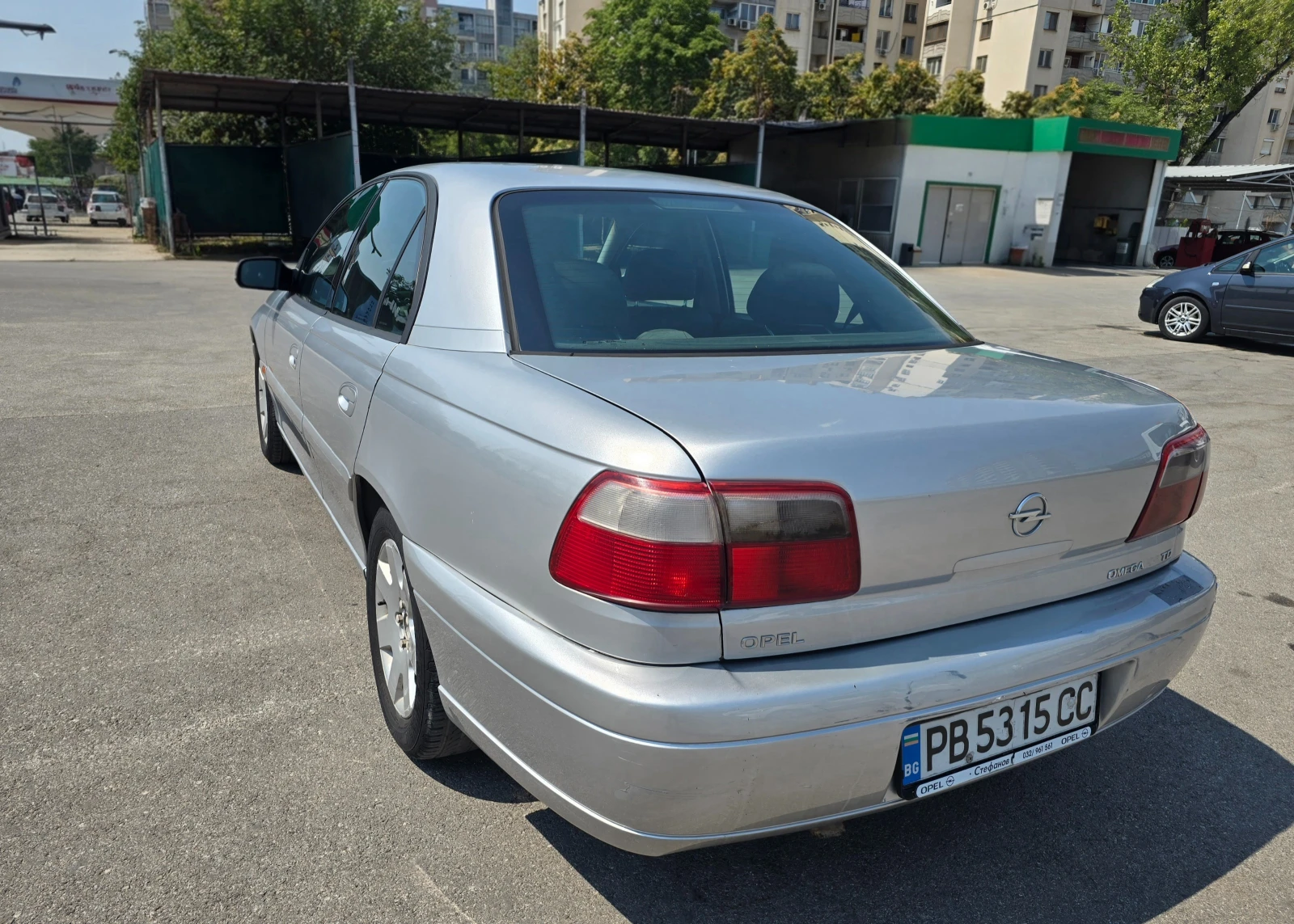 Opel Omega, снимка 3 - Автомобили и джипове - 55805633