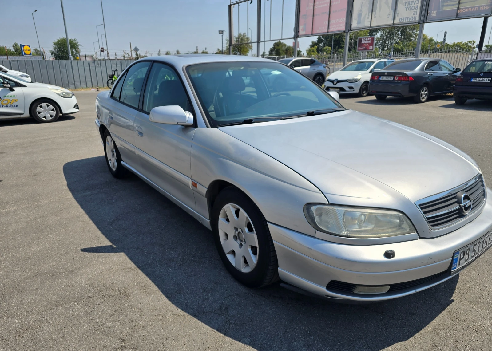 Opel Omega, снимка 5 - Автомобили и джипове - 55805633