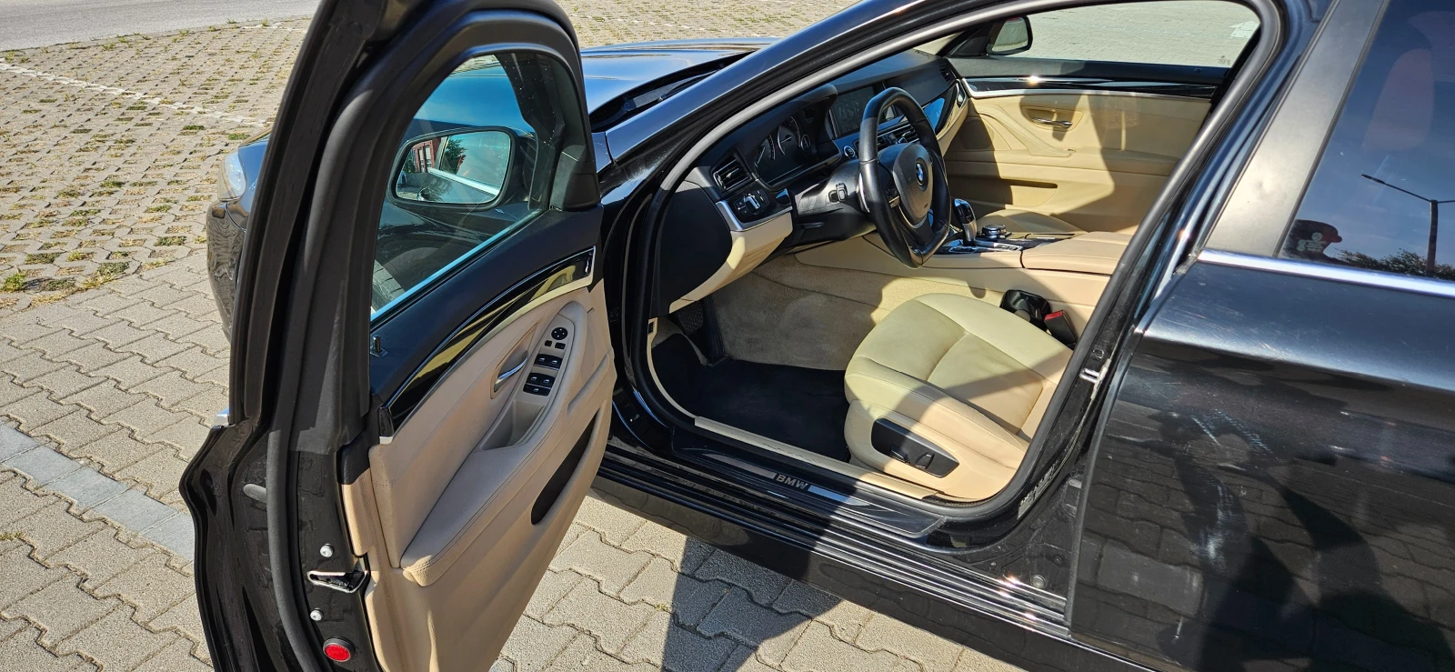 BMW 520 xDrive F11 LCI, снимка 9 - Автомобили и джипове - 56182509