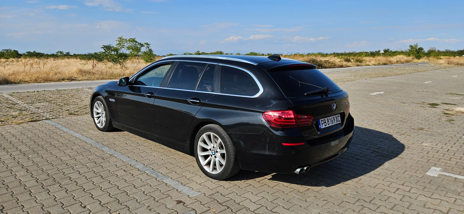 BMW 520 xDrive F11 LCI, снимка 4 - Автомобили и джипове - 56182509