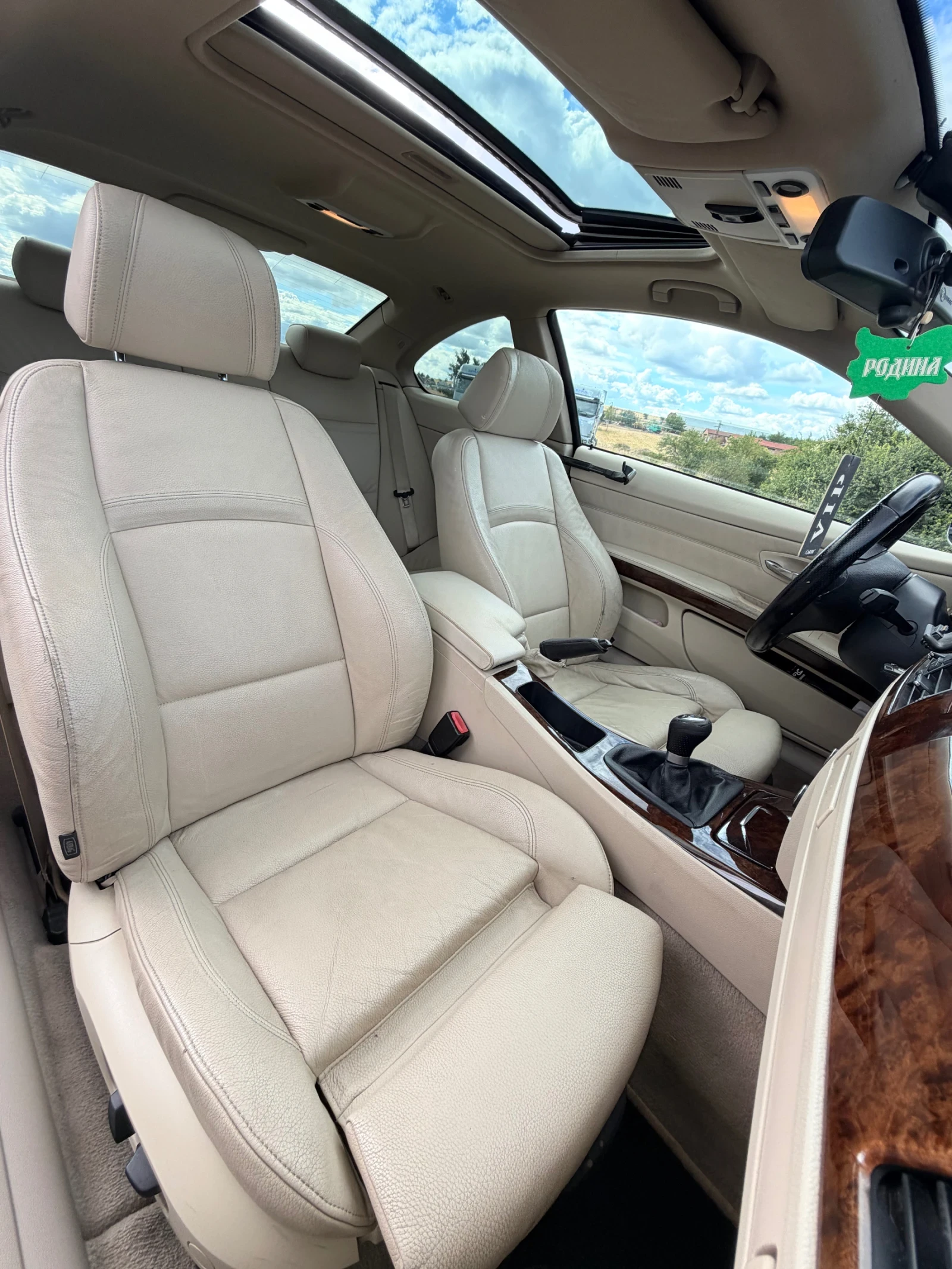 BMW 330, снимка 13 - Автомобили и джипове - 56199312