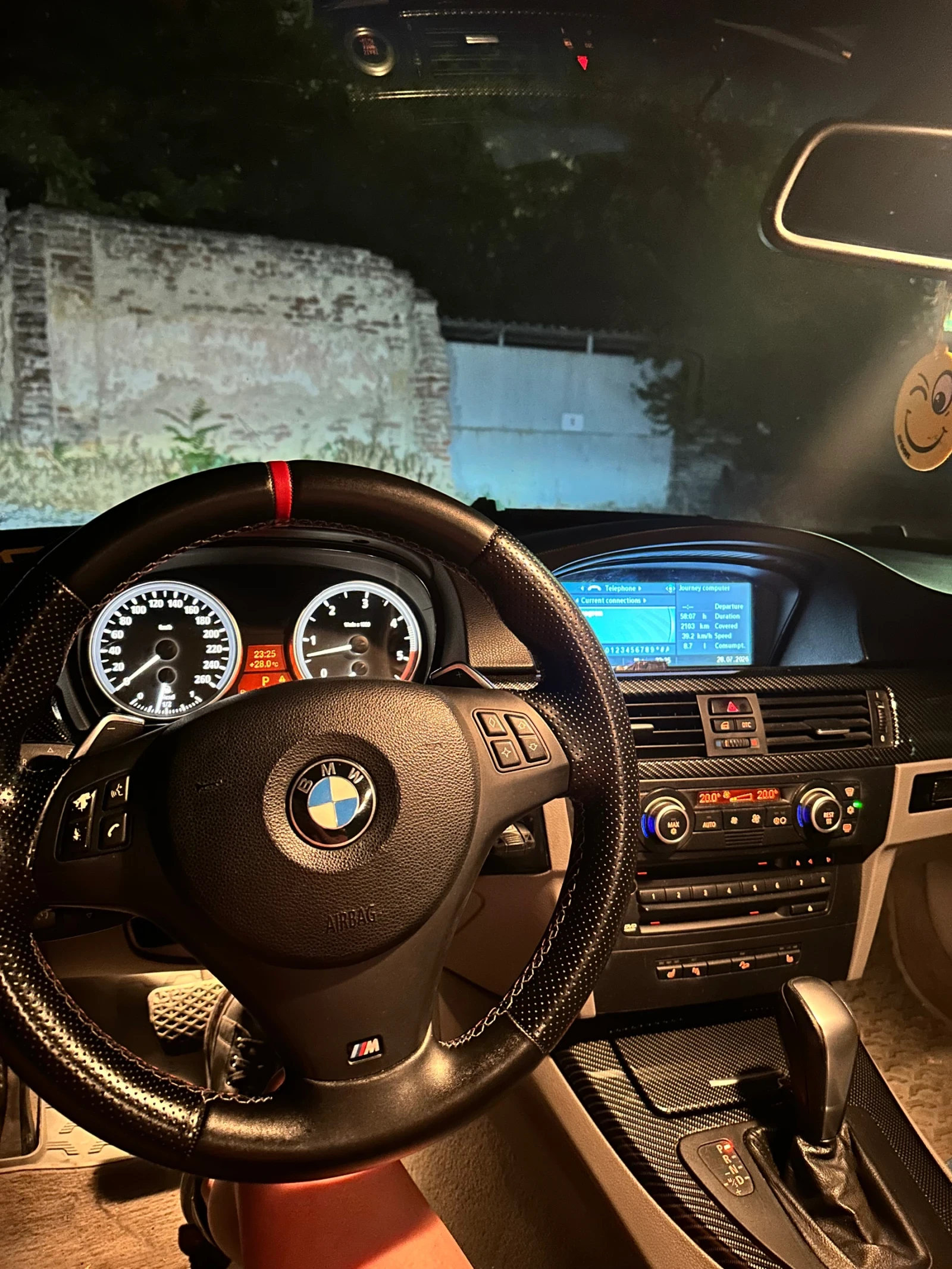 BMW 330, снимка 8 - Автомобили и джипове - 56323878