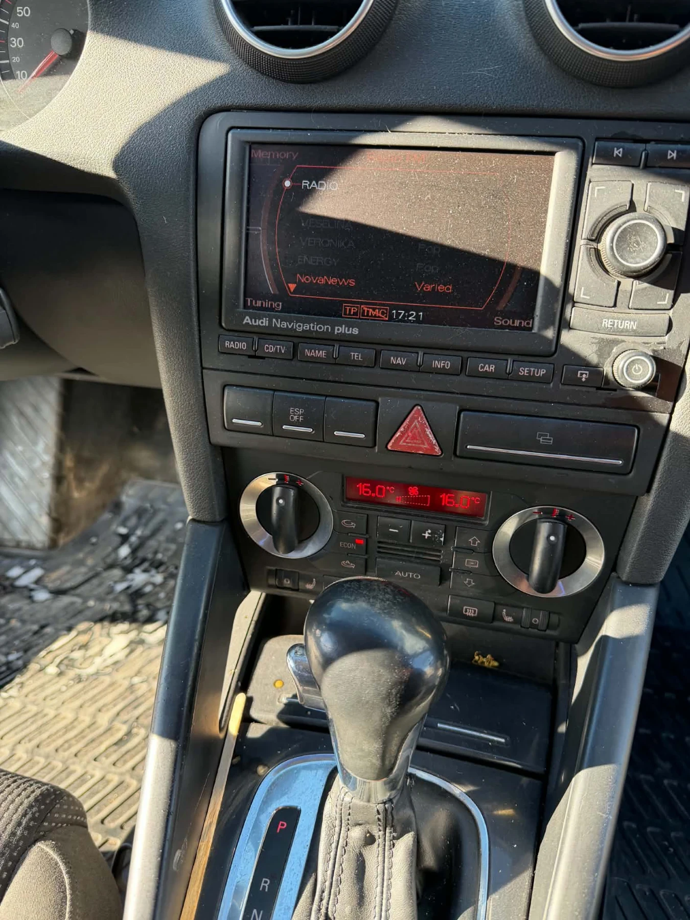 Audi A3 8P, снимка 9 - Автомобили и джипове - 56342419