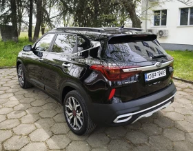 Kia Seltos 1.6 CRDI 4x4 - HEAD UP, снимка 6