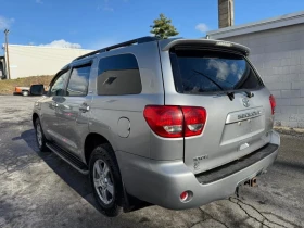 Toyota Sequoia | Mobile.bg    4