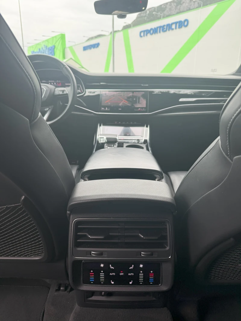 Audi SQ7 4.0 TFSI EXCLUSIVE, снимка 16 - Автомобили и джипове - 52586181