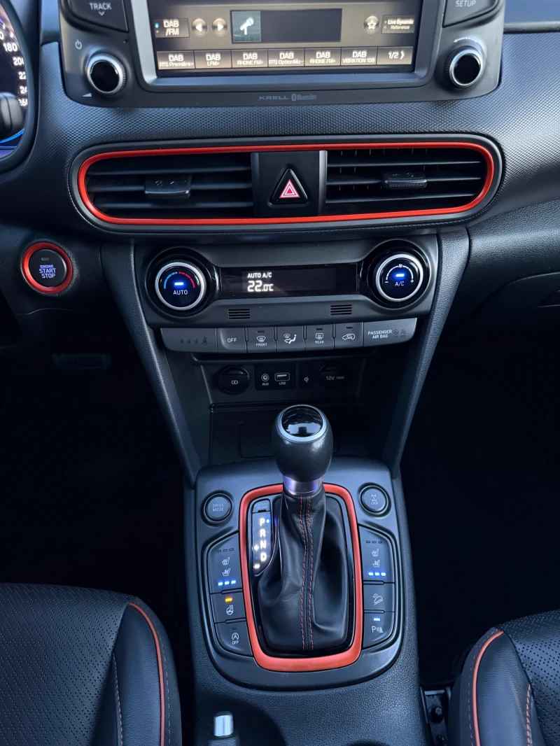 Hyundai Kona ШВЕЙЦАРИЯ 4x4 Навигация Обдухване Head Up, снимка 14 - Автомобили и джипове - 53173717