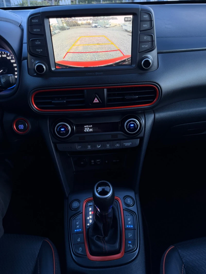 Hyundai Kona ШВЕЙЦАРИЯ 4x4 Навигация Обдухване Head Up, снимка 13 - Автомобили и джипове - 53173717