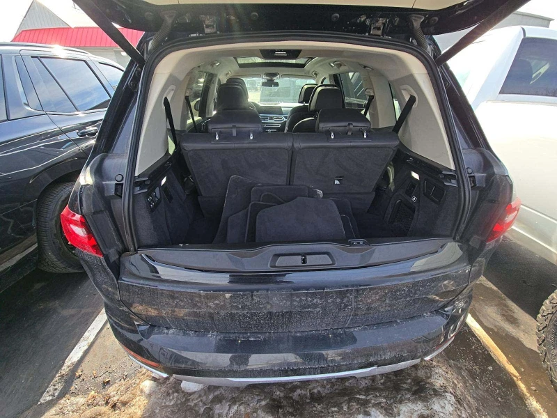 BMW X7 HARMAN/KARDON* 360* PANO* ВЪЗДУХ* ОБДУХ* МАСАЖИ* , снимка 15 - Автомобили и джипове - 53523825