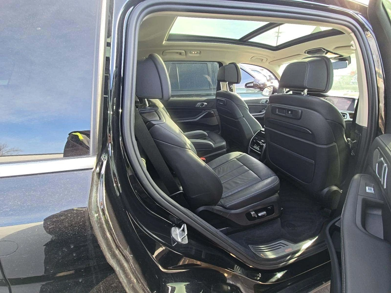 BMW X7 HARMAN/KARDON* 360* PANO* ВЪЗДУХ* ОБДУХ* МАСАЖИ* , снимка 14 - Автомобили и джипове - 53523825