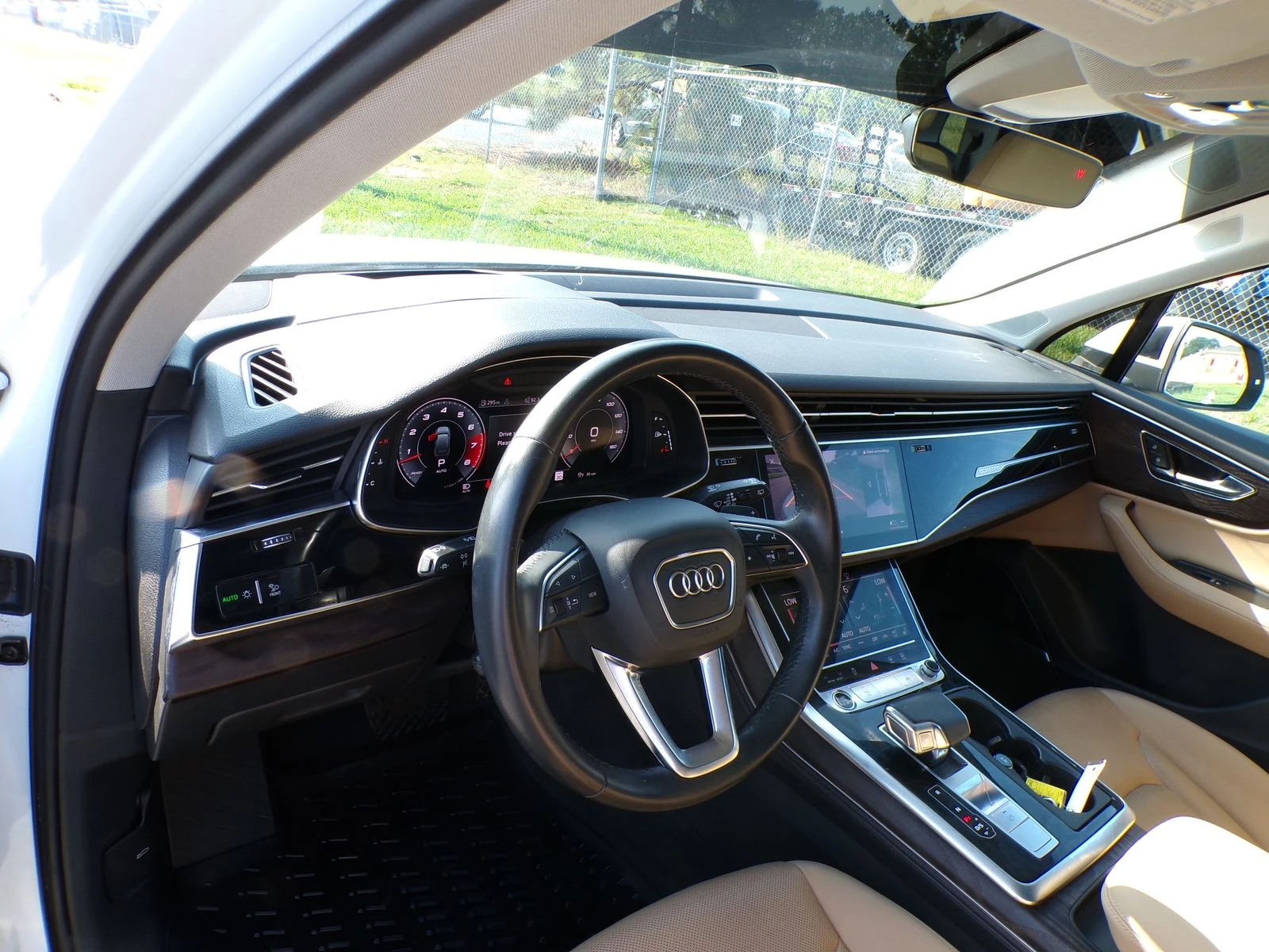 Audi Q7 PRESTIGE* HEADUP* 360* B&О* ОБДУХ* DISTRONIK* BLAC - изображение 9