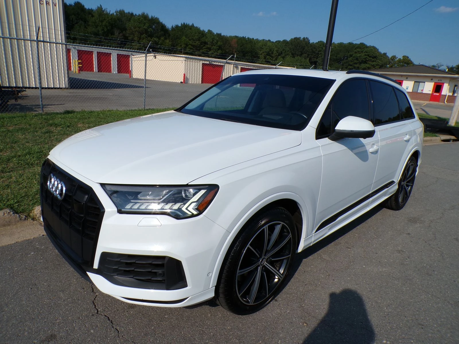 Audi Q7 PRESTIGE* HEADUP* 360* B&О* ОБДУХ* DISTRONIK* BLAC - изображение 2