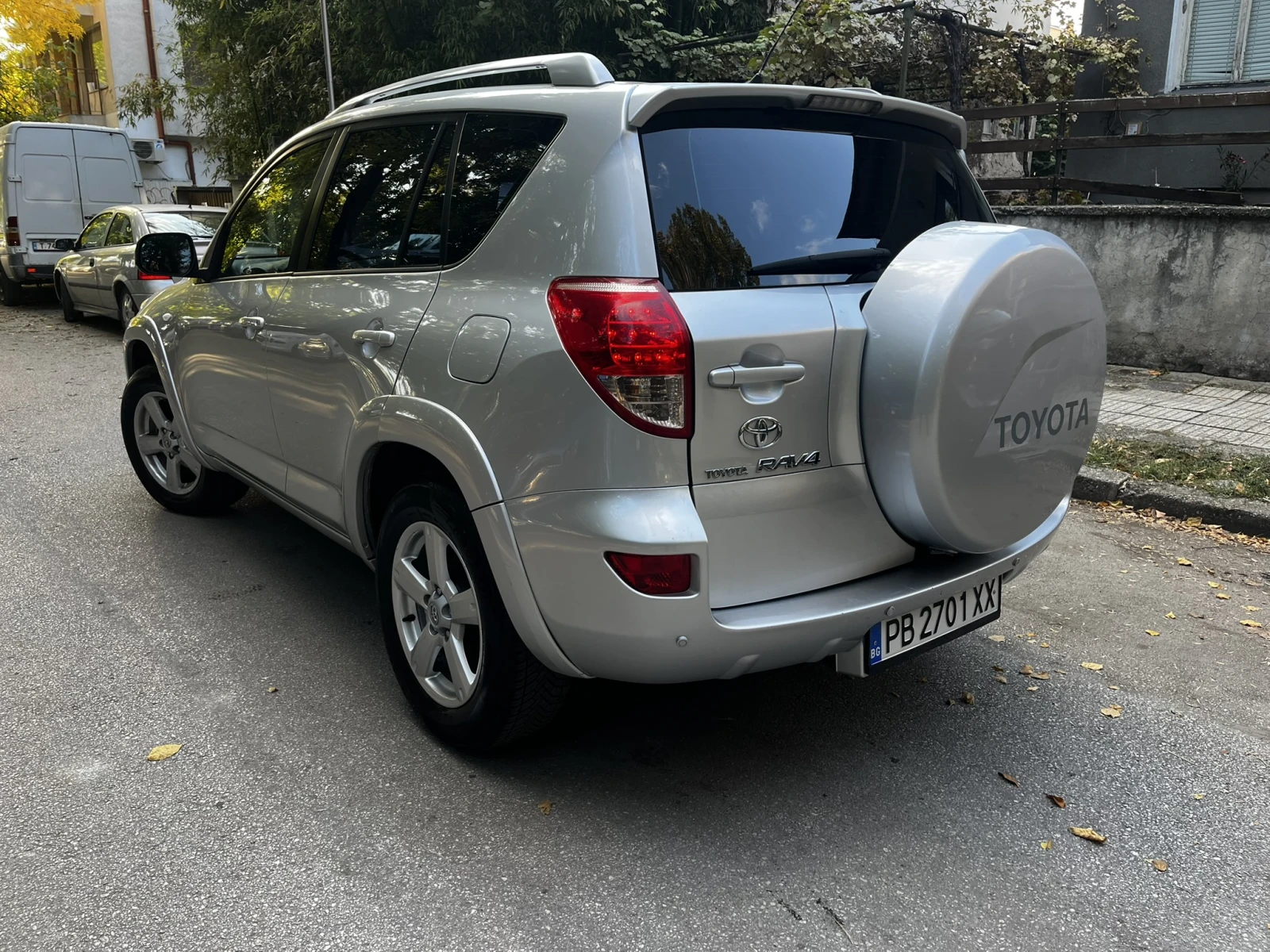Toyota Rav4 D4D - изображение 4