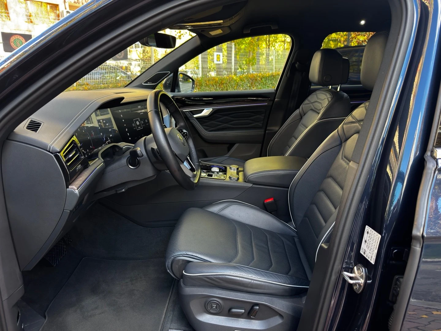 VW Touareg Elegance PA 3.0 V6 TDI SCR 4MOT, снимка 6 - Автомобили и джипове - 56269689