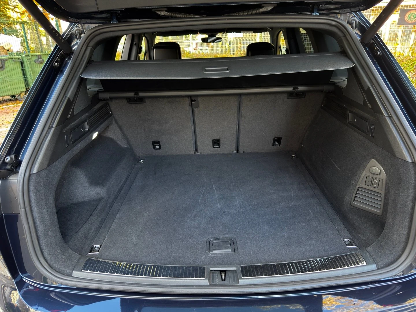 VW Touareg Elegance PA 3.0 V6 TDI SCR 4MOT, снимка 9 - Автомобили и джипове - 56269689