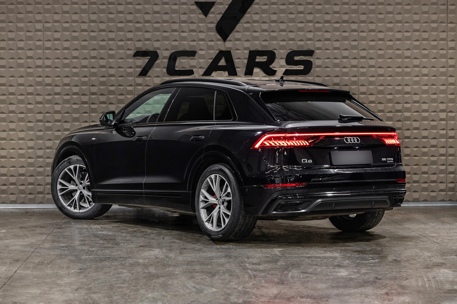 Audi Q8 * 55 TFSI* quattro MildHybrid Tiptronic*  | Mobile.bg � ����������� 4