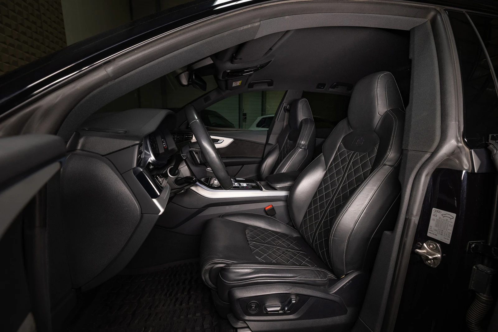 Audi Q8 * 55 TFSI* quattro MildHybrid Tiptronic*  | Mobile.bg � ����������� 8