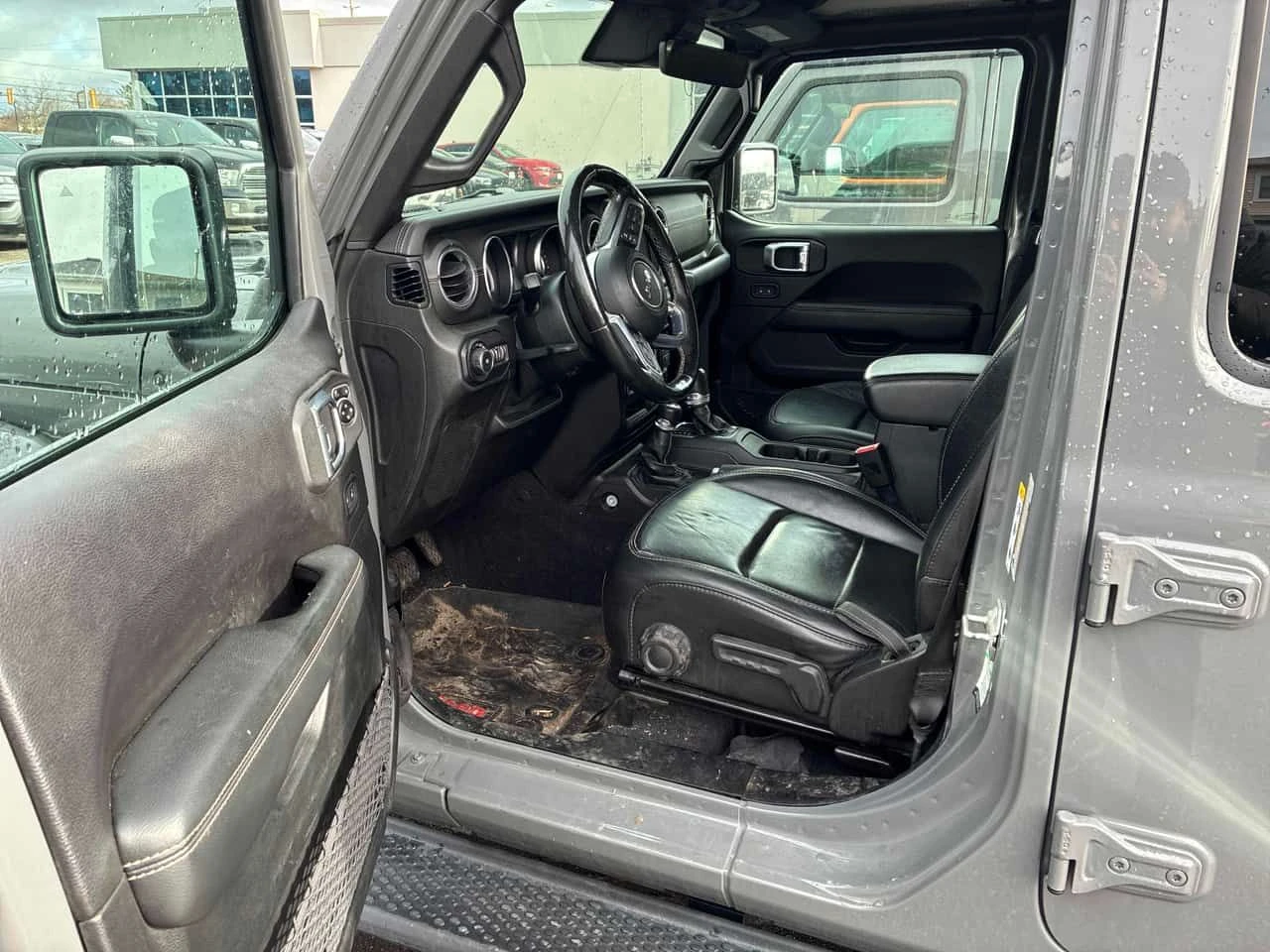 Jeep Wrangler Unlimited Sahara | 4x4 | ПОДГРЕВИ | KEYLESS | , снимка 5 - Автомобили и джипове - 53760414