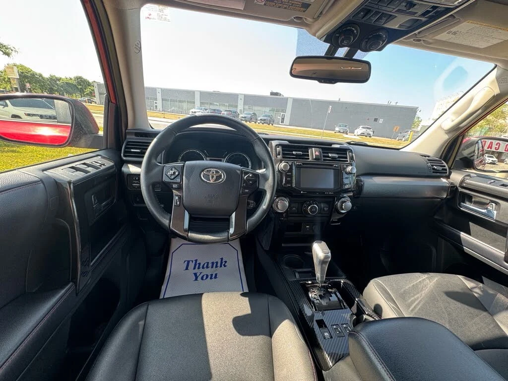 Toyota 4runner TRD Off-Road 4WD/KEYLESS/NAVI/LANE ASSIST, снимка 6 - Автомобили и джипове - 54513323