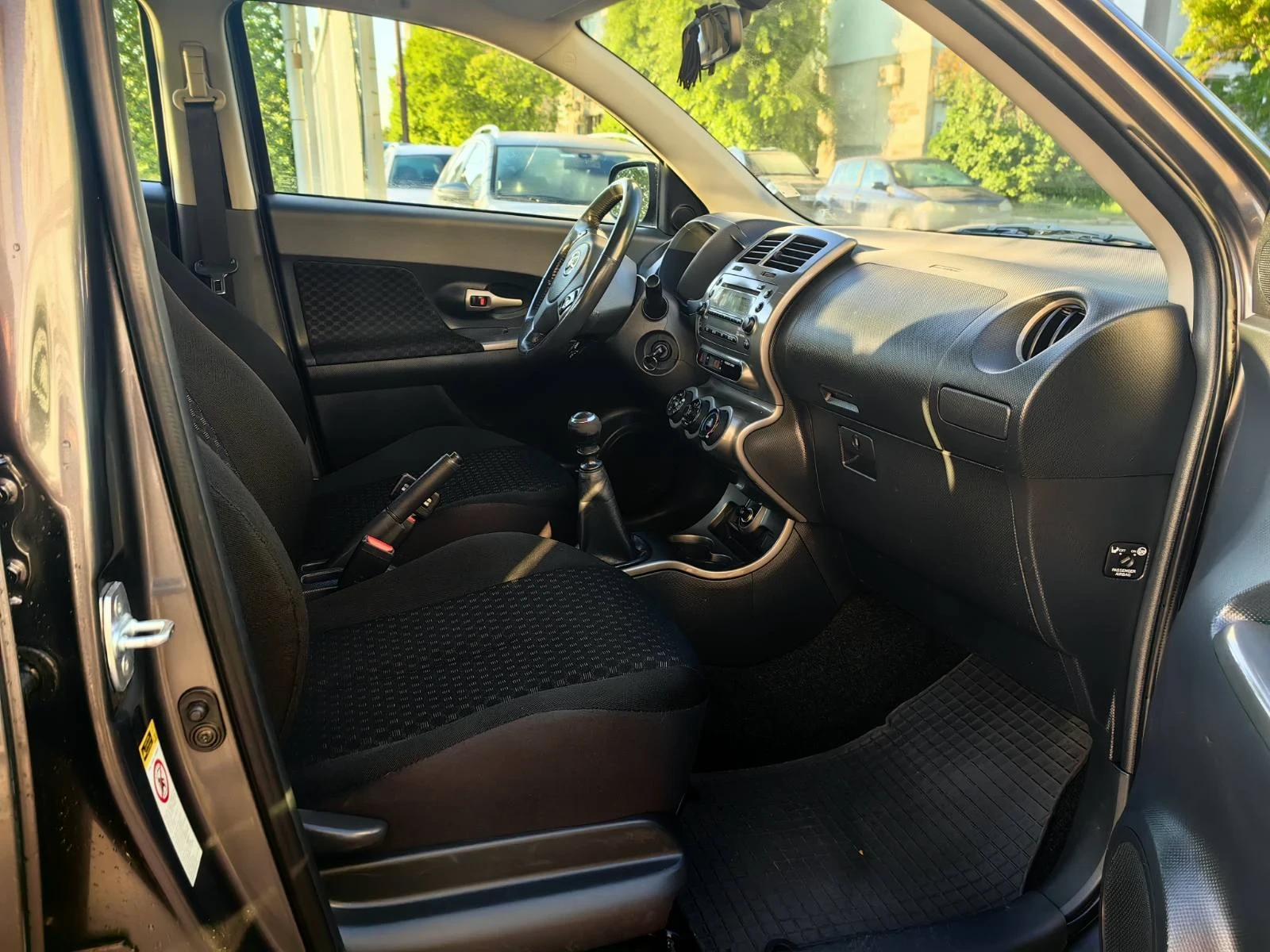 Toyota Urban Cruiser 1.4 D4D, снимка 12 - Автомобили и джипове - 54570083