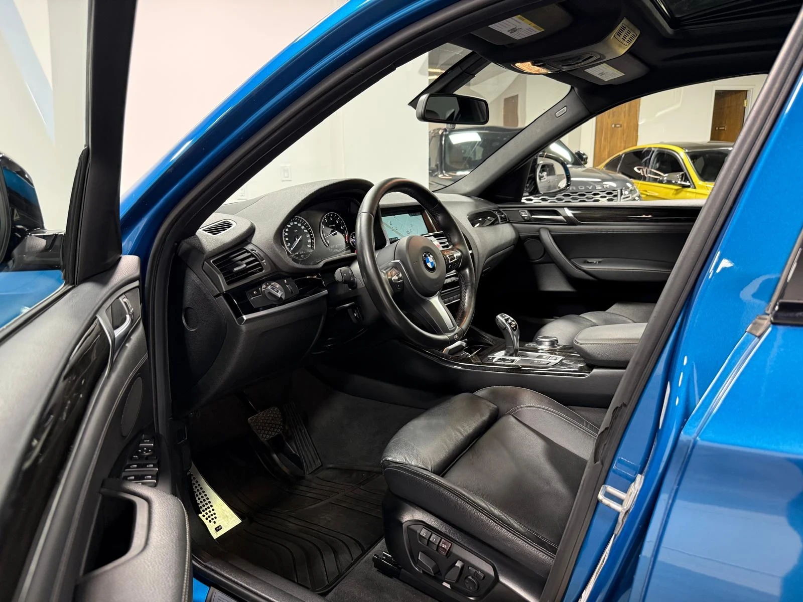 BMW X4 M40i * ПОДГРЕВ * ПАНОРАМА * 2 КЛЮЧА * CARFAX, снимка 6 - Автомобили и джипове - 54766368