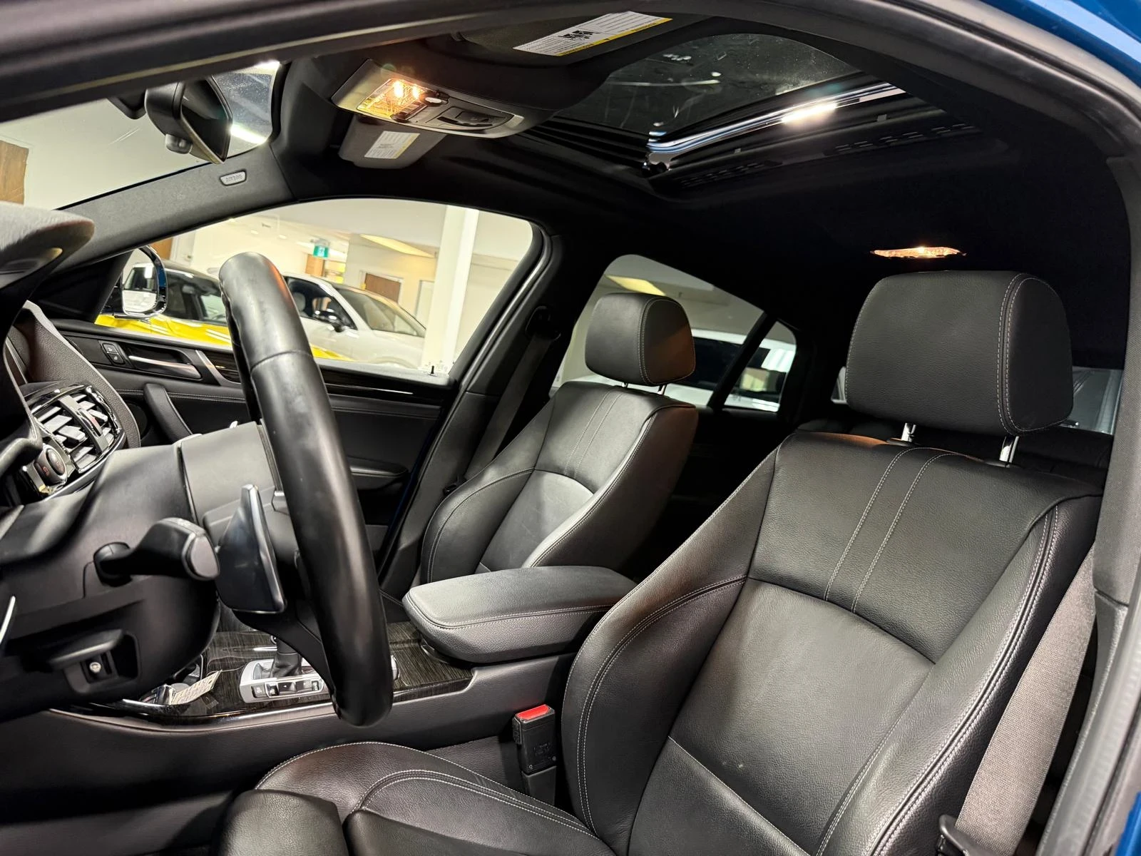 BMW X4 M40i * ПОДГРЕВ * ПАНОРАМА * 2 КЛЮЧА * CARFAX, снимка 13 - Автомобили и джипове - 54766368