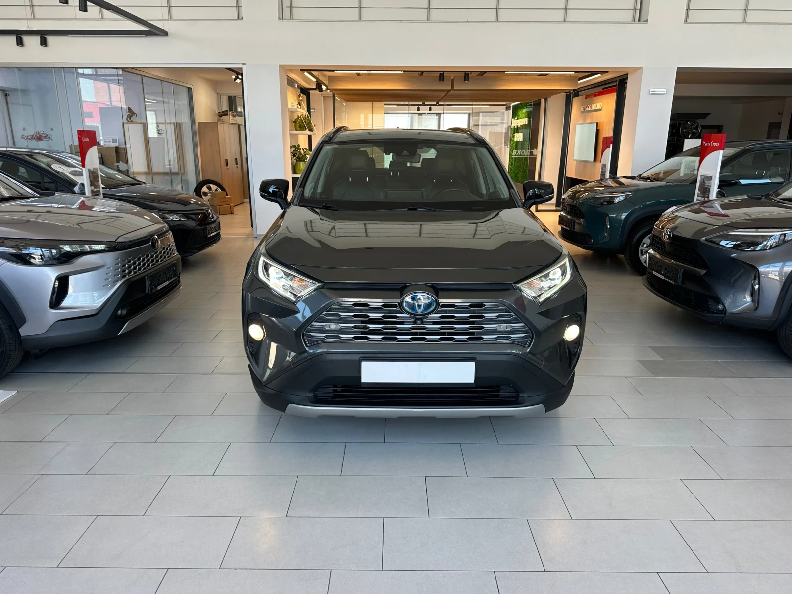 Toyota Rav4 Luxury