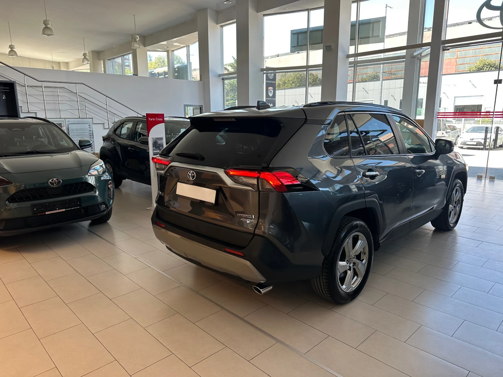 Toyota Rav4 Luxury, снимка 7 - Автомобили и джипове - 55622989