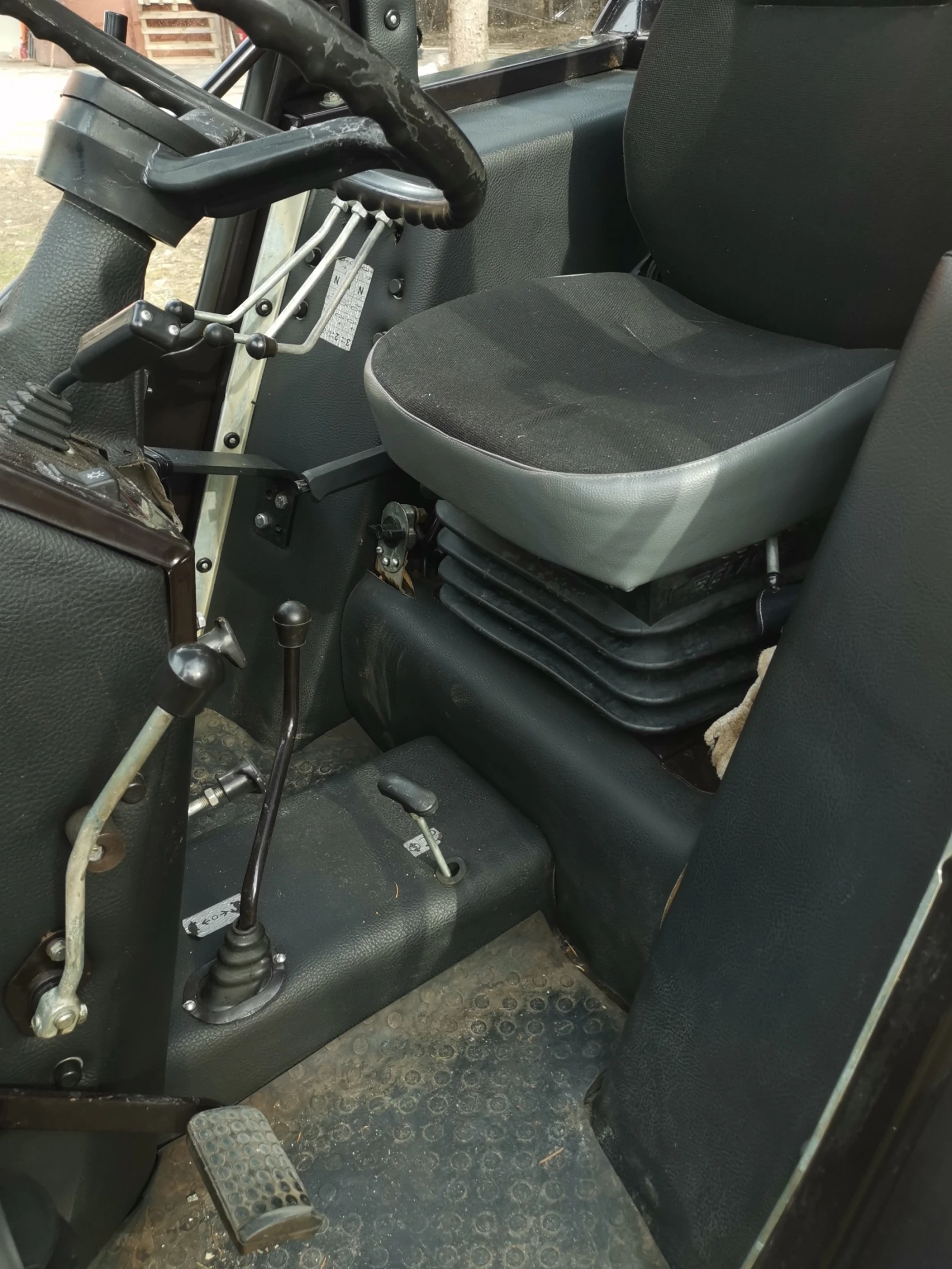 Трактор МТЗ 320 4  - изображение 4