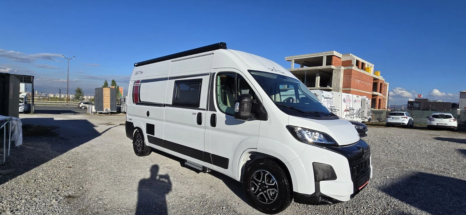 Кемпер Giottiline Campervan 60B 4 persons, снимка 1