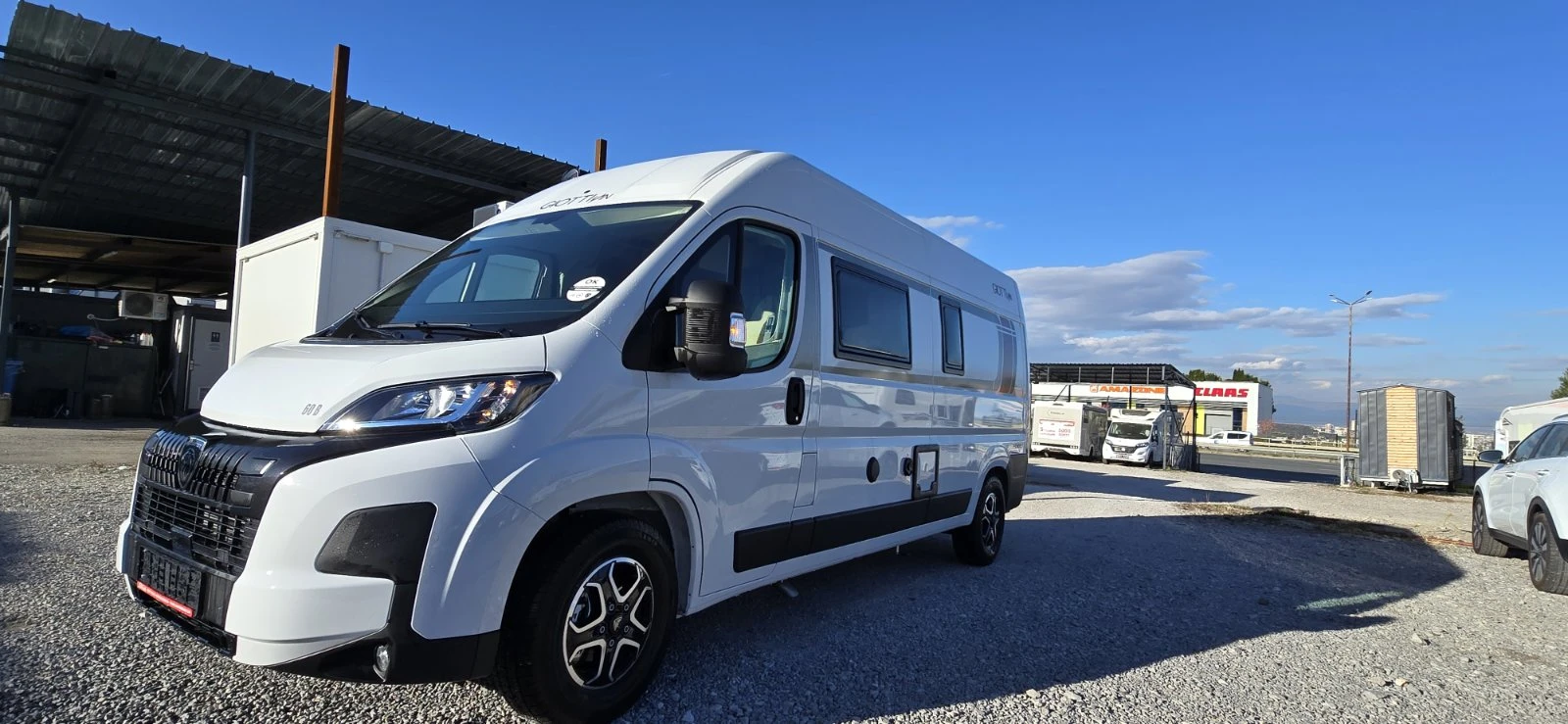 Кемпер Giottiline Campervan 60B 4 persons - изображение 2