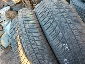 Гуми Зимни 225/60R18, снимка 2 - Гуми и джанти - 39389014