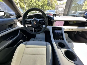 Porsche Taycan Sport Turismo GTS, снимка 9