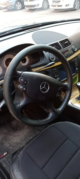 Mercedes-Benz E 320, снимка 17