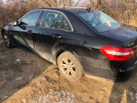 Mercedes-Benz E 200 BlueEfficiency, снимка 4